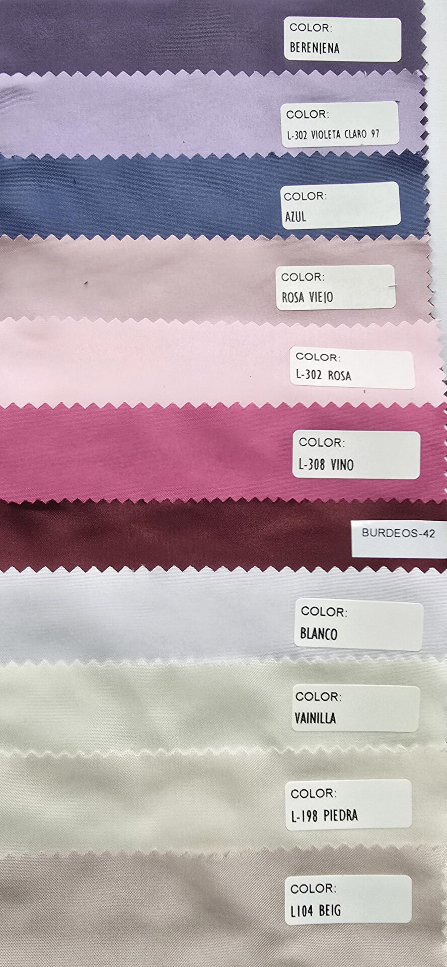 Colcha acolchada decorativa 85 gramos | Tacto pluma y acabado elegante - Imagen 2